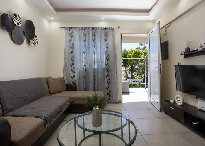 Sunny Villa
